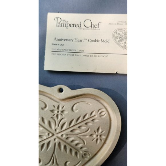 Pampered Chef 2000 Anniversary Heart Cookie Mold - Picture 4 of 10
